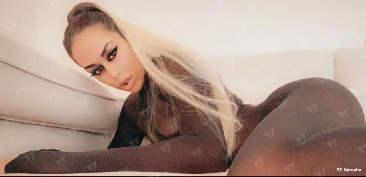 SexBomb Real Bad Bitch Transsexual Pornstar Diamond Exceptio – billede 15
