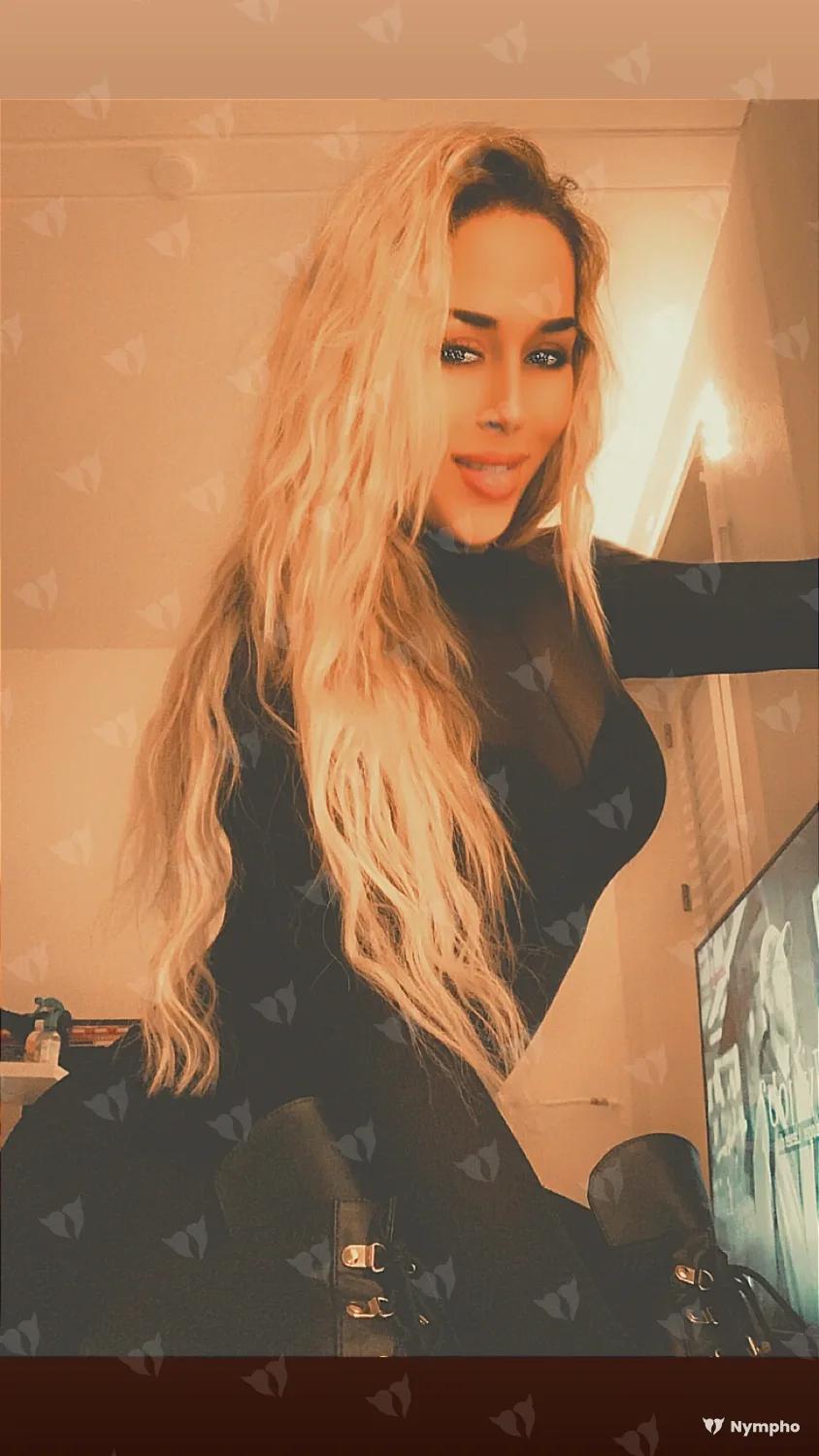 SexBomb Real Bad Bitch Transsexual Pornstar Diamond Exceptio – billede 12
