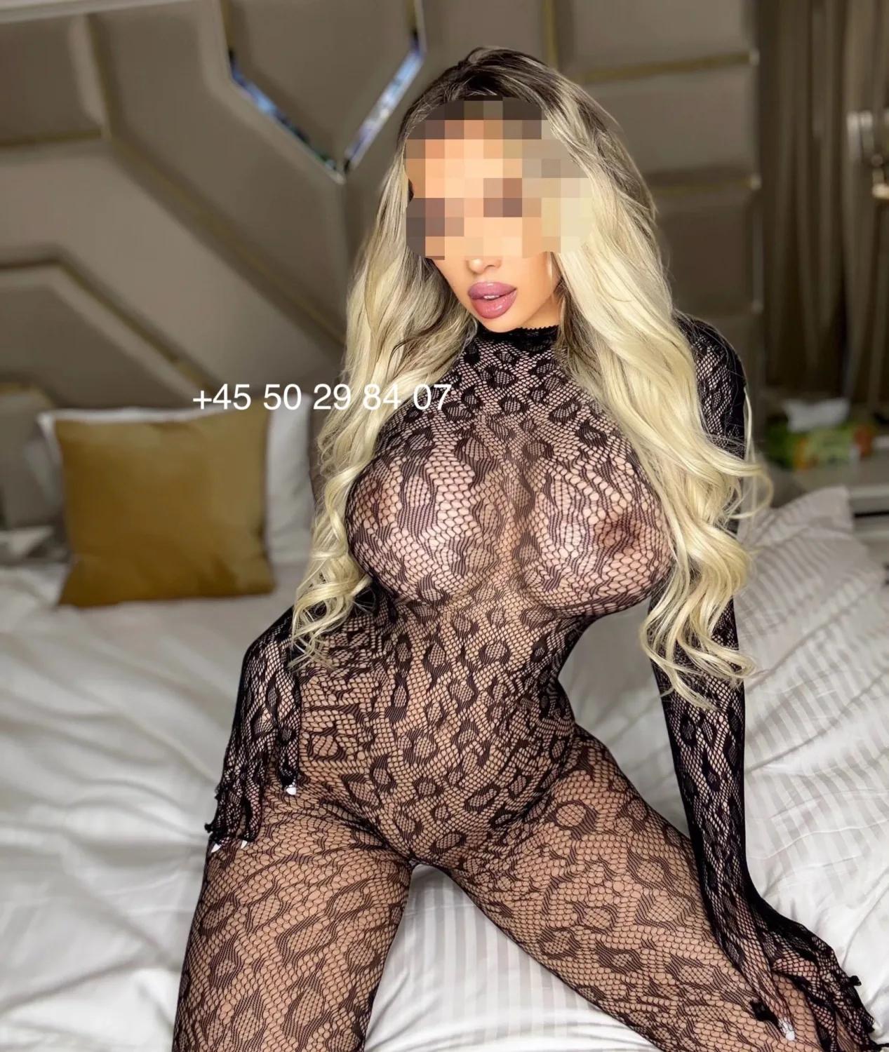 Italian Blondine Incall and Outcall Best GFE and B2B massage - København S – billede 14